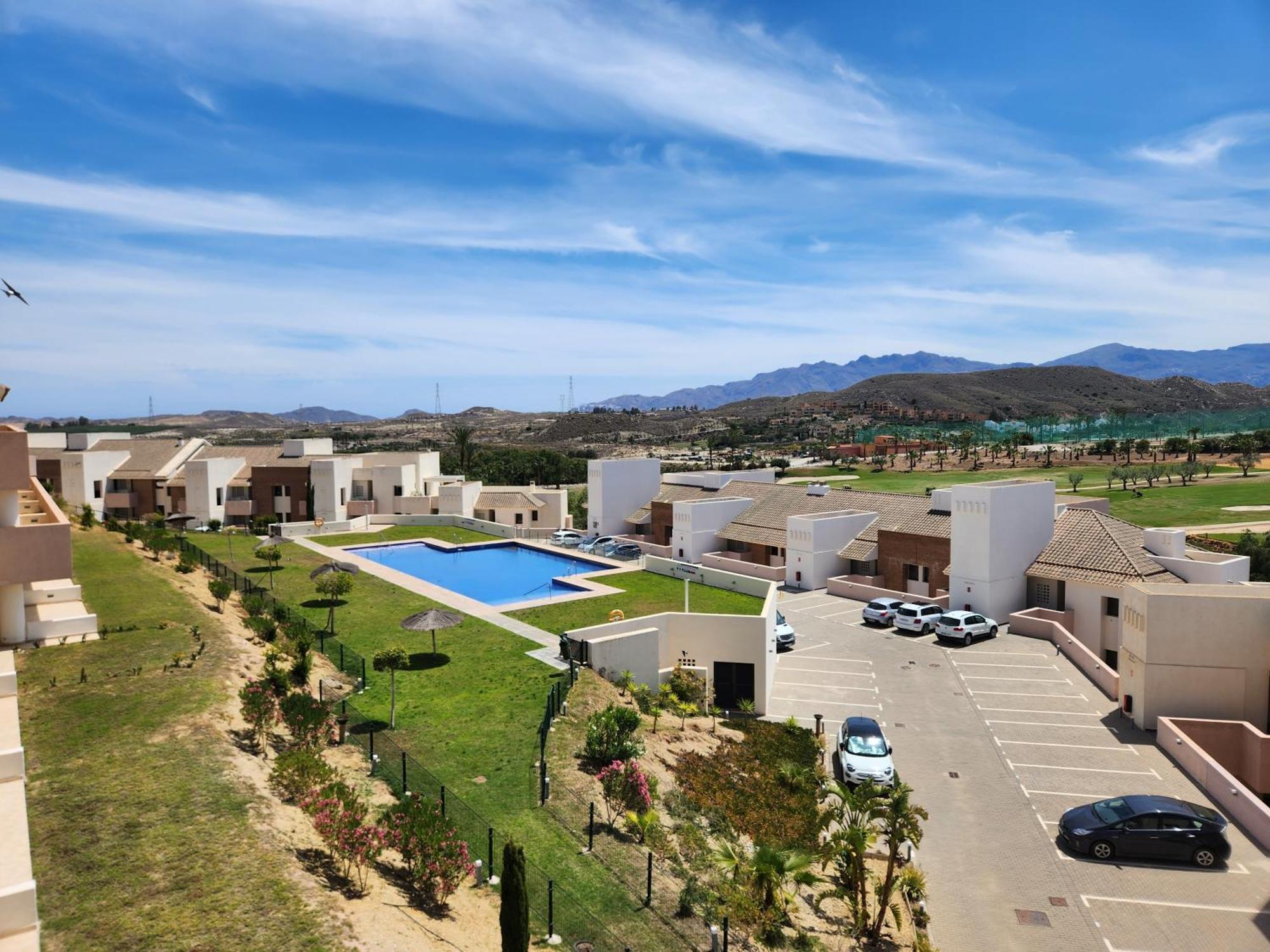 Atico Esquinero Con Preciosas Vistas Al Valle Del Este Golf Con Piscina Comunitaria! Vera Zewnętrze zdjęcie